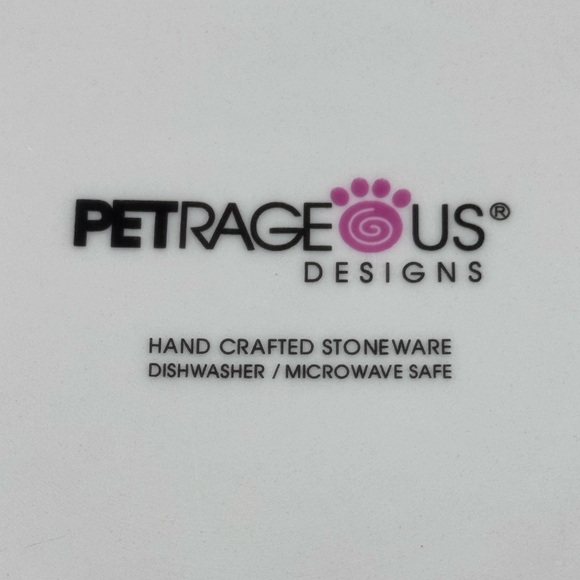 PetRageous Distressed Stoneware Dog Food Bowl with 2-Cup Capacity - Picture 5 of 5